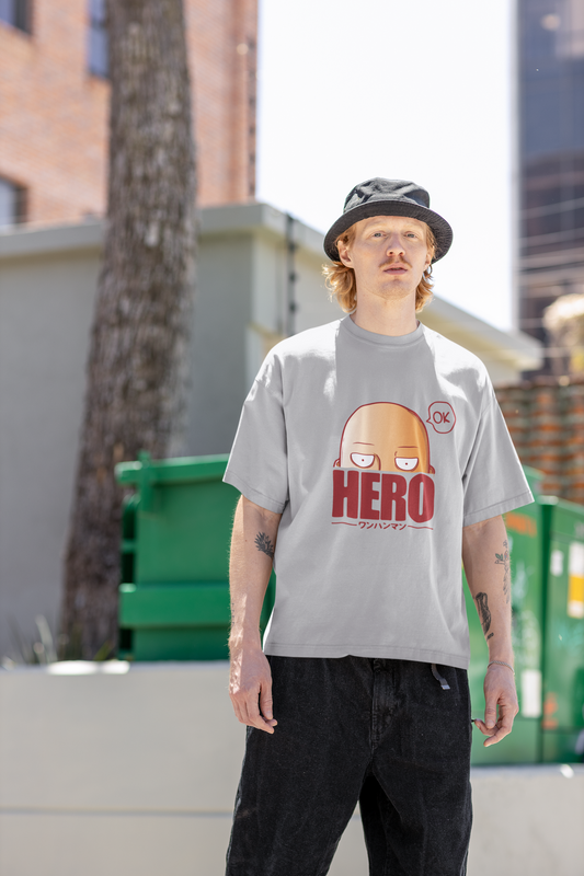 Oversized “HERO” T-Shirt UP LOOKS