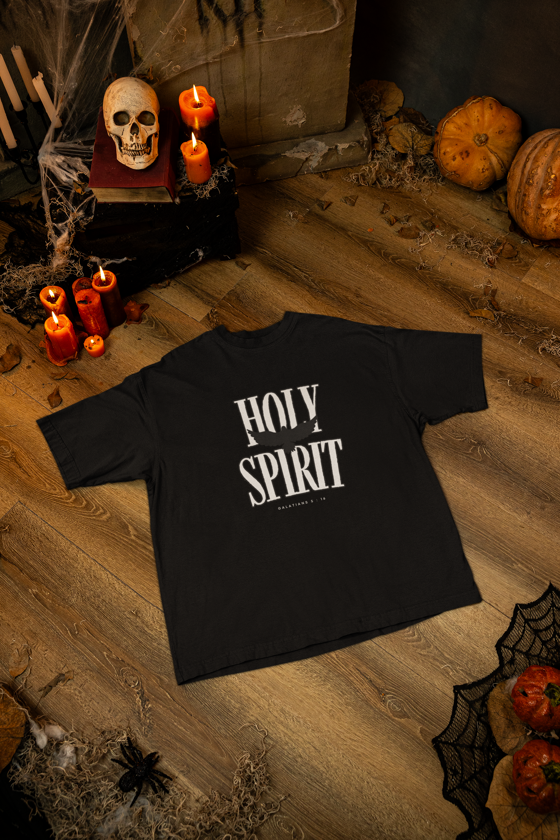 Oversized “Holy Spirit” T-Shirt UP LOOKS